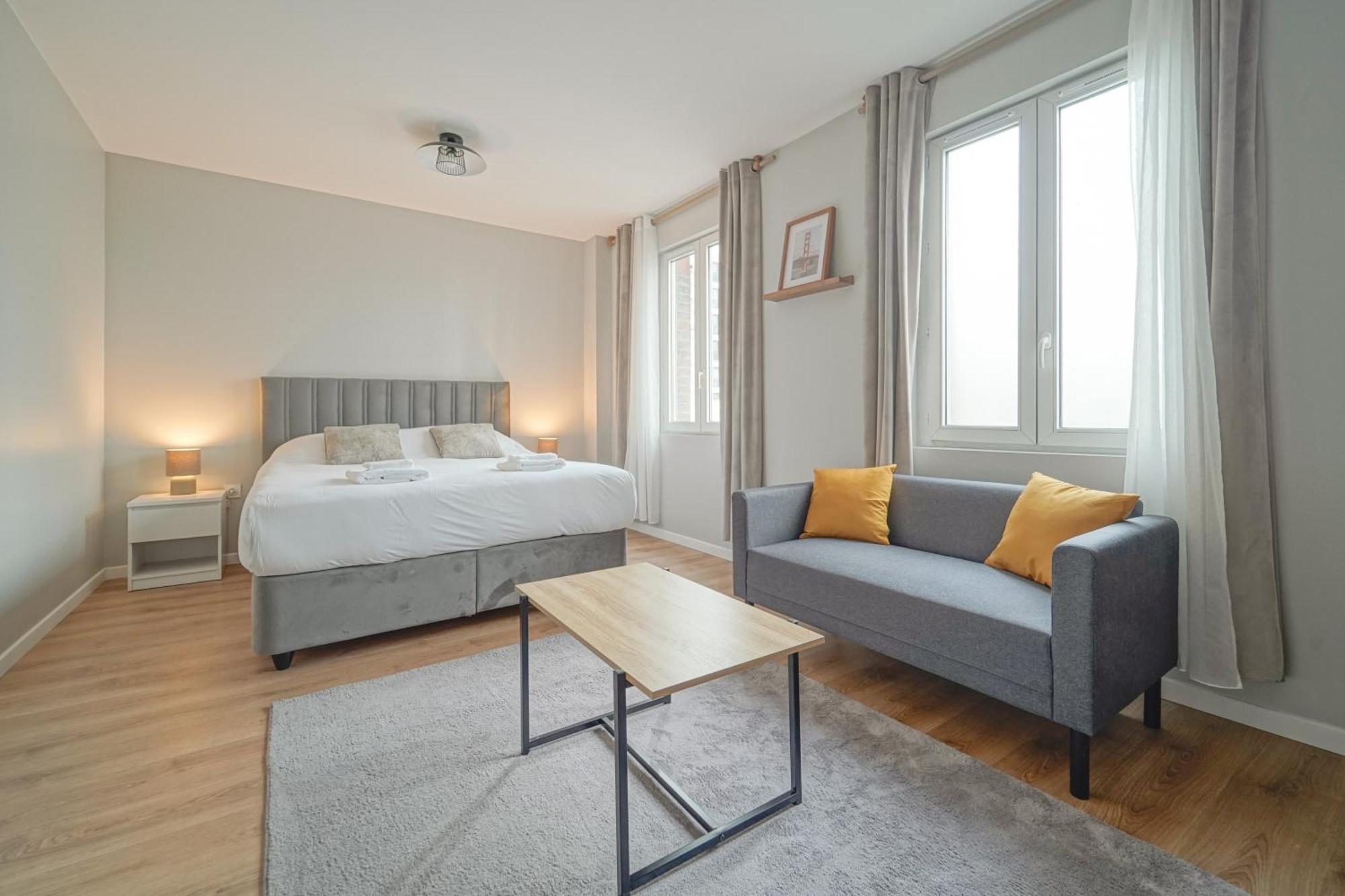 Trianon Saint Ouen Hotell Eksteriør bilde